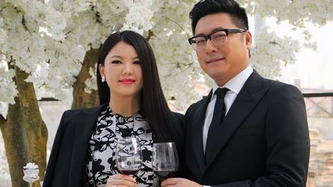 李湘和王岳伦离了婚是真的吗 李湘和王岳伦结婚几年了