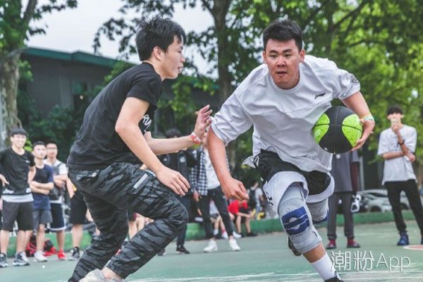 这就是灌篮头盔哥第几期 &ldquo;头盔哥&rdquo;郝天佶个人资料