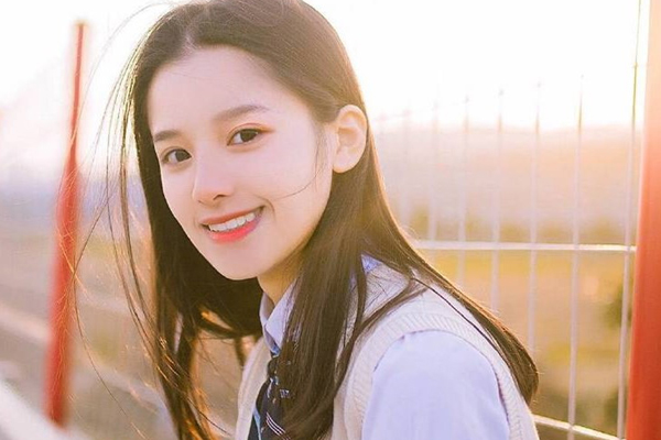 周迅和张婧仪关系 张婧仪的家庭背景