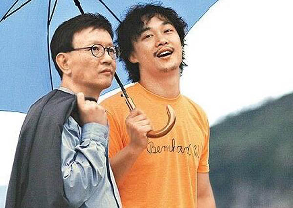 陈奕迅爸爸妈妈背景资料  婚礼上却不见陈奕迅妈妈