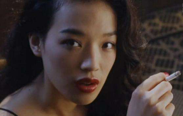 抽烟的明星有哪些 娱乐圈中抽烟的女星有那些