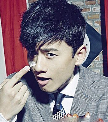 张杰亲身示范包子脸适合什么发型