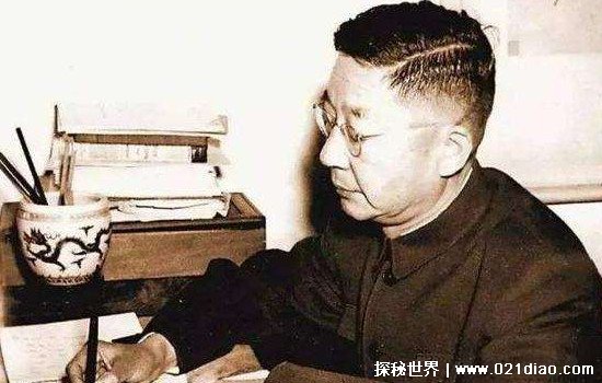 老舍有哪些代表作品？ 骆驼祥子
