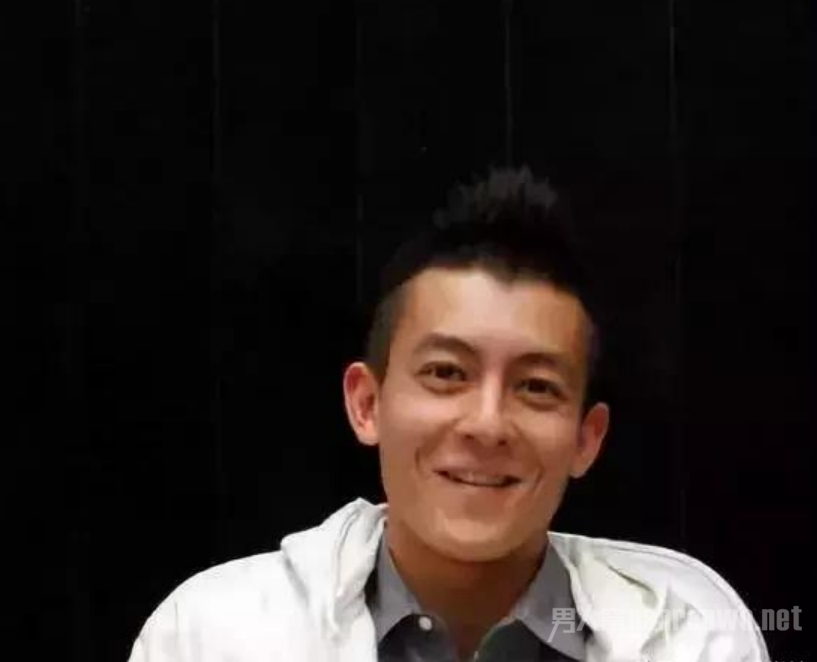 男生如何选择合适的发型 给人简约干练的形象