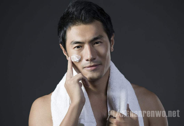 掌握男士护肤细节和关键点 做干净清爽的魅力型男