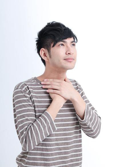 男人常做脸部运动让脸更紧实