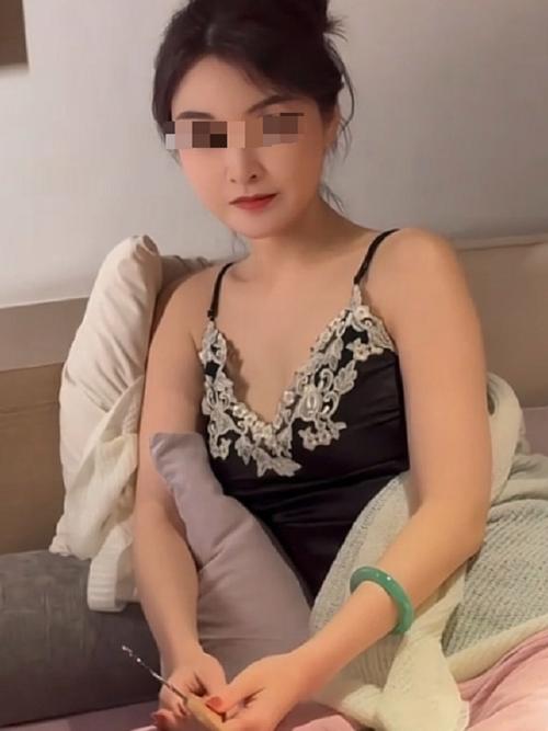 你问我这世界上最遥远的地方在哪里 在那那遥远