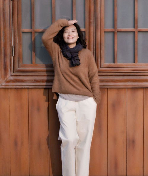 3.5米高的限高杆 村路保护与农户的运粮需求之争 3.5米高的限高杆 村路保护与农户的运粮需求之争